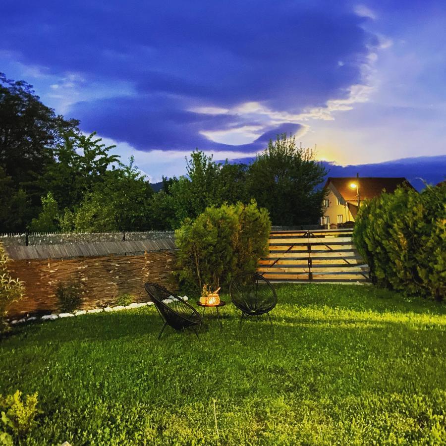 Hotel Casa Chira Vişeu de Sus Zewnętrze zdjęcie